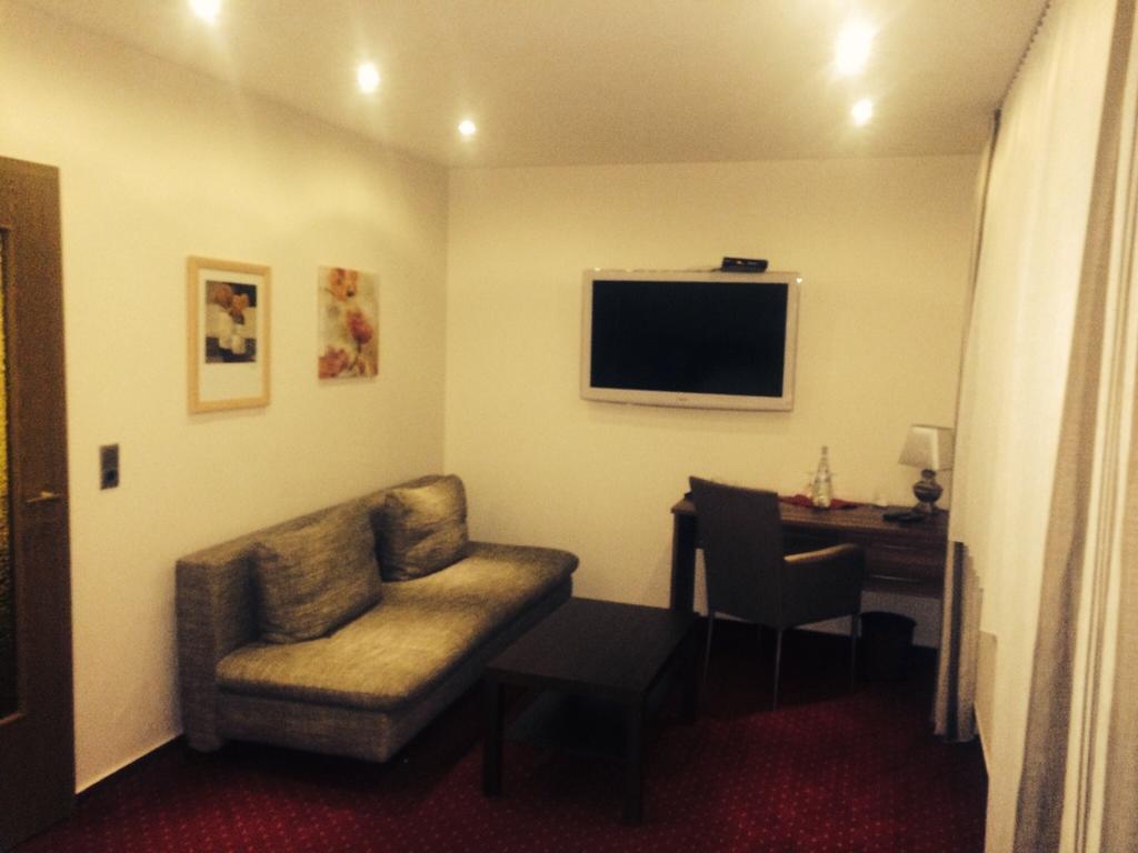Hotel Friesenhof Westoverledingen Ruang foto