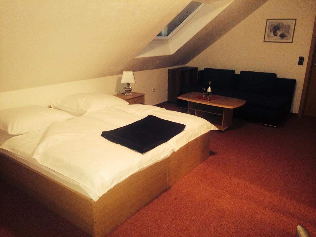 Hotel Friesenhof Westoverledingen Ruang foto